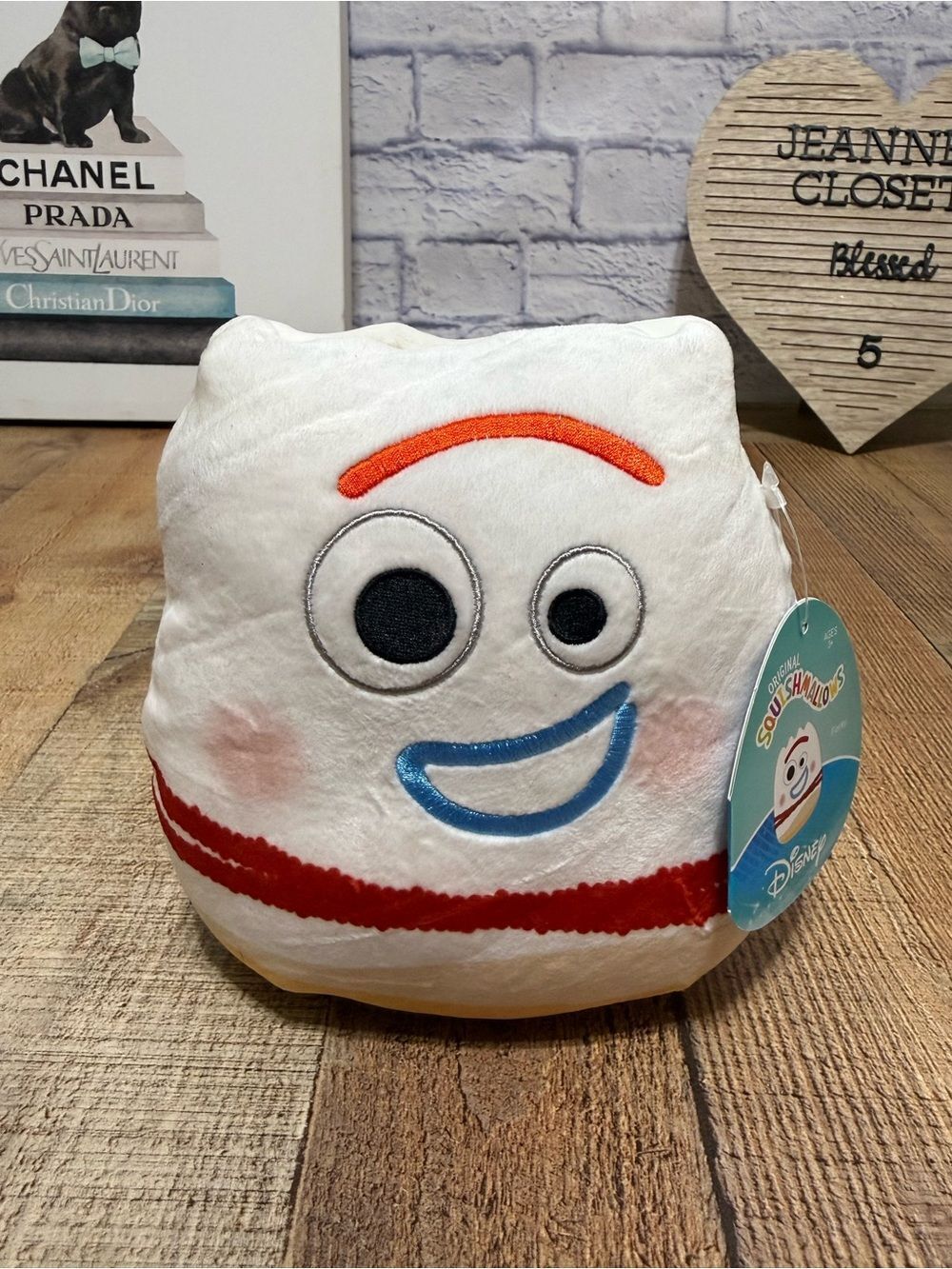 Disney Forky From Toy Story Squishmallow 7 Inch
Nwt